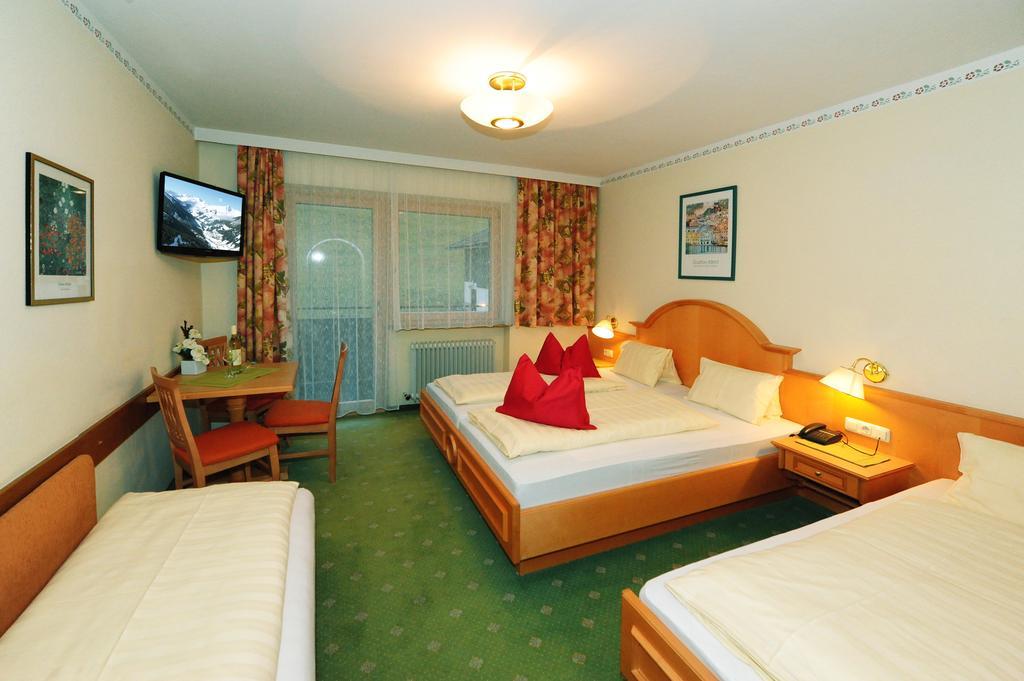 Ski In Ski Out Hotel Unterellmau 잘바흐 힌터글렘 외부 사진