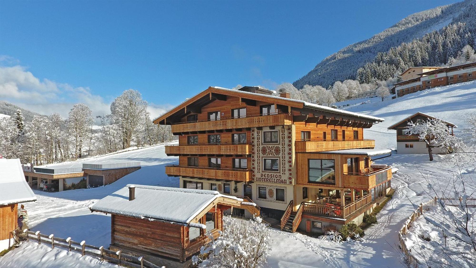 Ski In Ski Out Hotel Unterellmau 잘바흐 힌터글렘 외부 사진