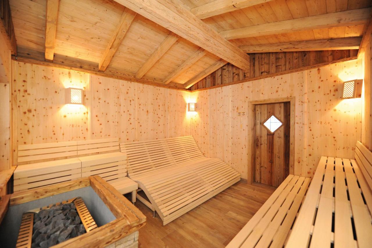 Ski In Ski Out Hotel Unterellmau 잘바흐 힌터글렘 외부 사진