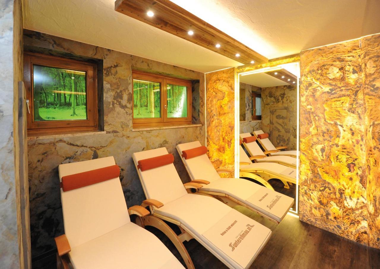 Ski In Ski Out Hotel Unterellmau 잘바흐 힌터글렘 외부 사진
