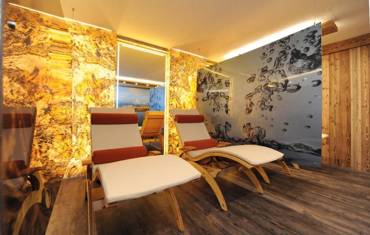 Ski In Ski Out Hotel Unterellmau 잘바흐 힌터글렘 외부 사진