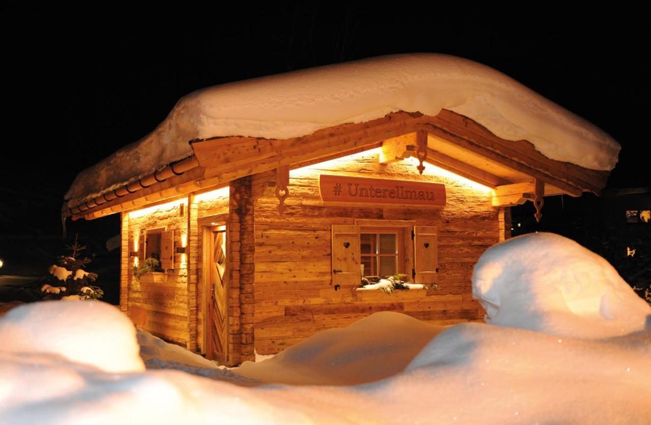 Ski In Ski Out Hotel Unterellmau 잘바흐 힌터글렘 외부 사진